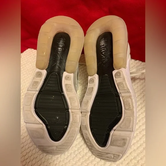 NIKE AIR